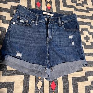 Women’s Levi Strauss Medium length Jean shorts.